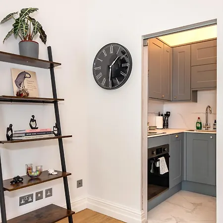 2-Bedroom Victorian Apartment In Kensington London Exterior photo